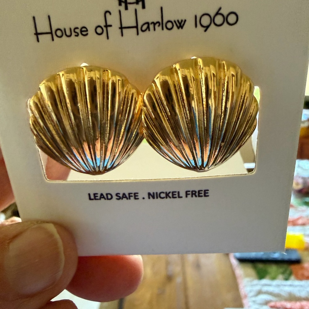 House of Harlow 1960 Gold Shell Clip-On Earrings